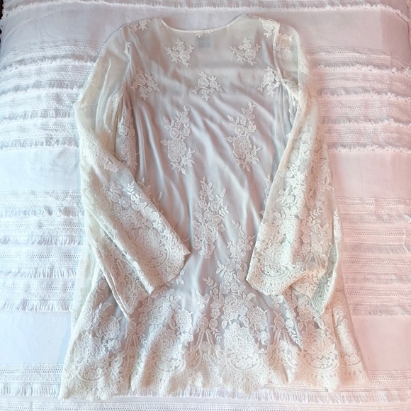 Show Me Your Mumu Cream ‘Fannie’ Flowy Lace Dress - Picture 7 of 10